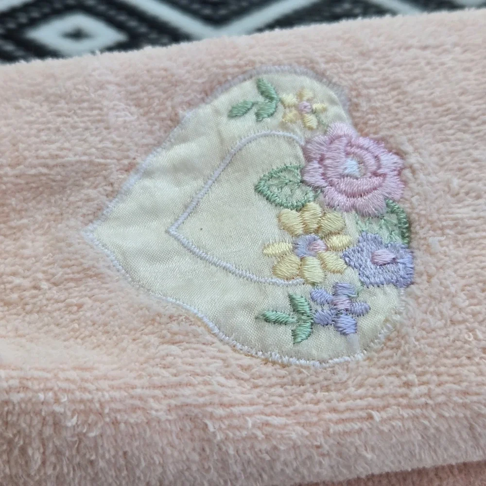 Vintage After Bath Luxury Peach 3 Pc Towel Set Floral Heart Embroidered Cotton